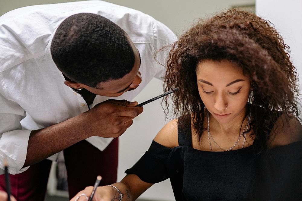 Teens Seek Plastic Surgery